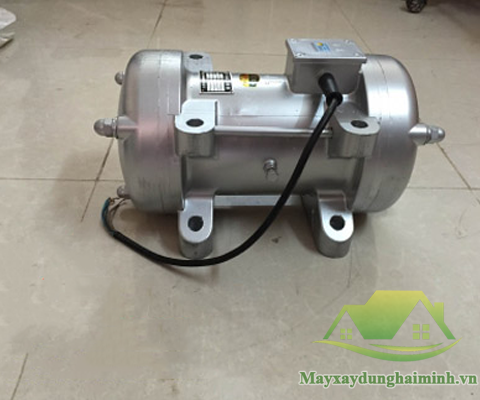 Máy đầm bàn JinLong 2,2KW (3Pha)